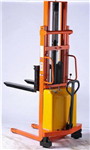 國產(chǎn)TS2020半電動(dòng)堆高車,半電動(dòng)堆高車的特點(diǎn),經(jīng)濟(jì)型半電動(dòng)堆高車的市場(chǎng)價(jià)格