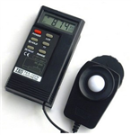 臺灣泰仕TES-1330A，照度計，數字照度計TES1330A